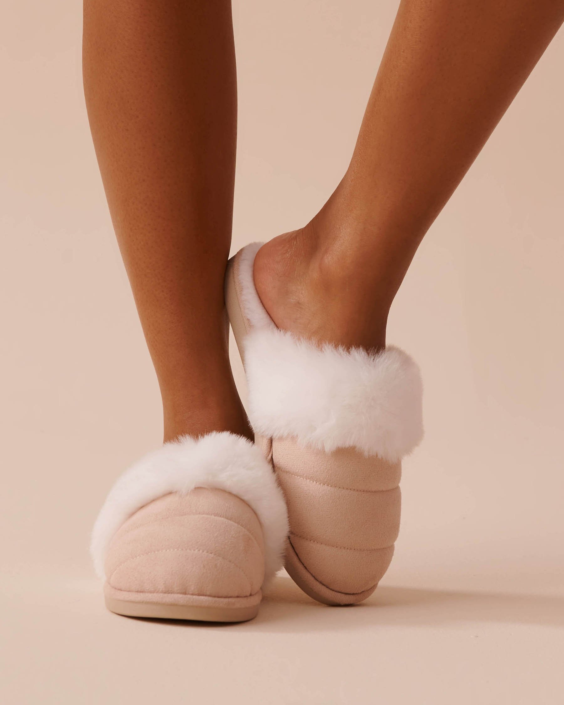 LA VIE EN ROSE Suede and Faux Fur Slippers Beige 40700341 - View1