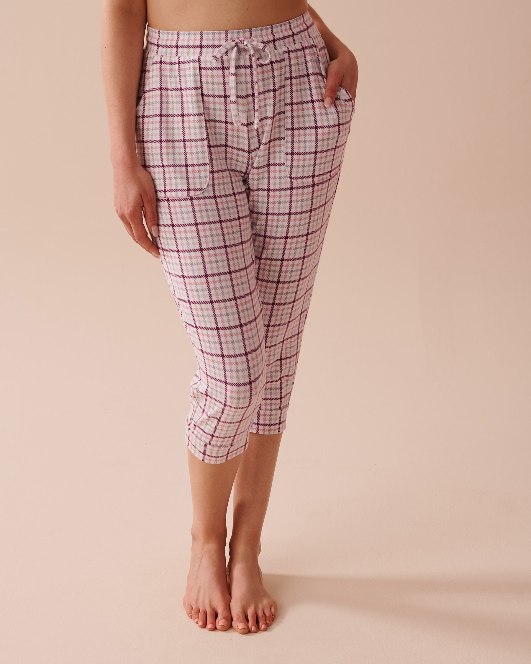 LA VIE EN ROSE Purple Plaid Recycled Fibers Fitted Capris Purple Plaid 40200609 - View1