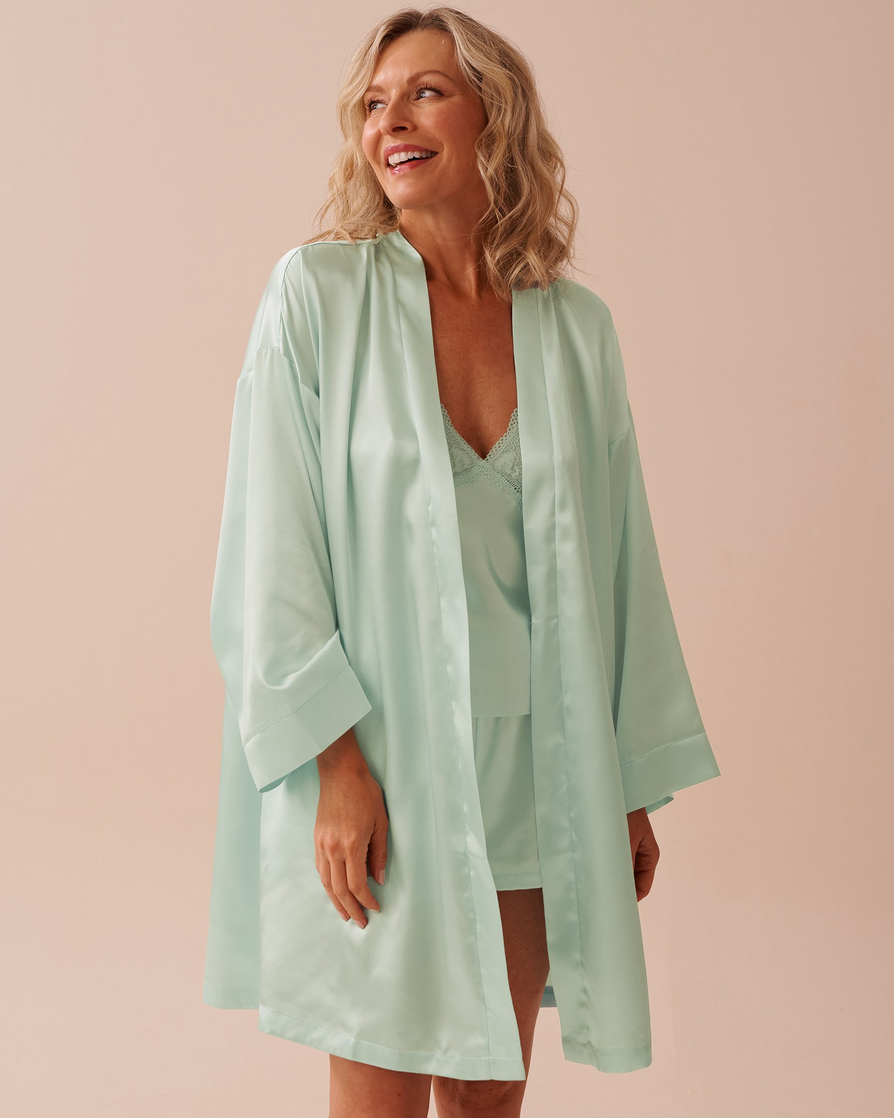 LA VIE EN ROSE Shiny Satin Kimono Mint Blue 60600084 - View1