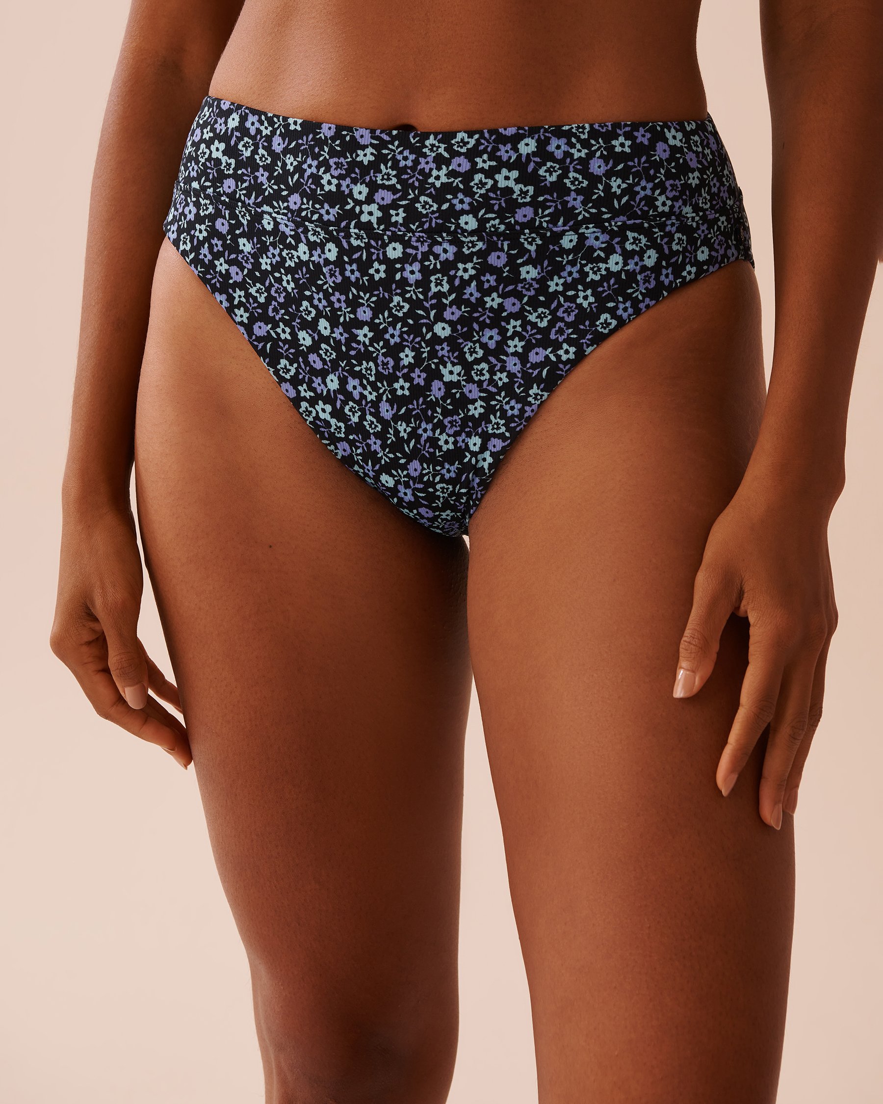 LA VIE EN ROSE AQUA PERIWINKLE FLOWERS Recycled Fibers High Waist Brazilian Bikini Bottom Periwinkle Flowers 70300651 - View1