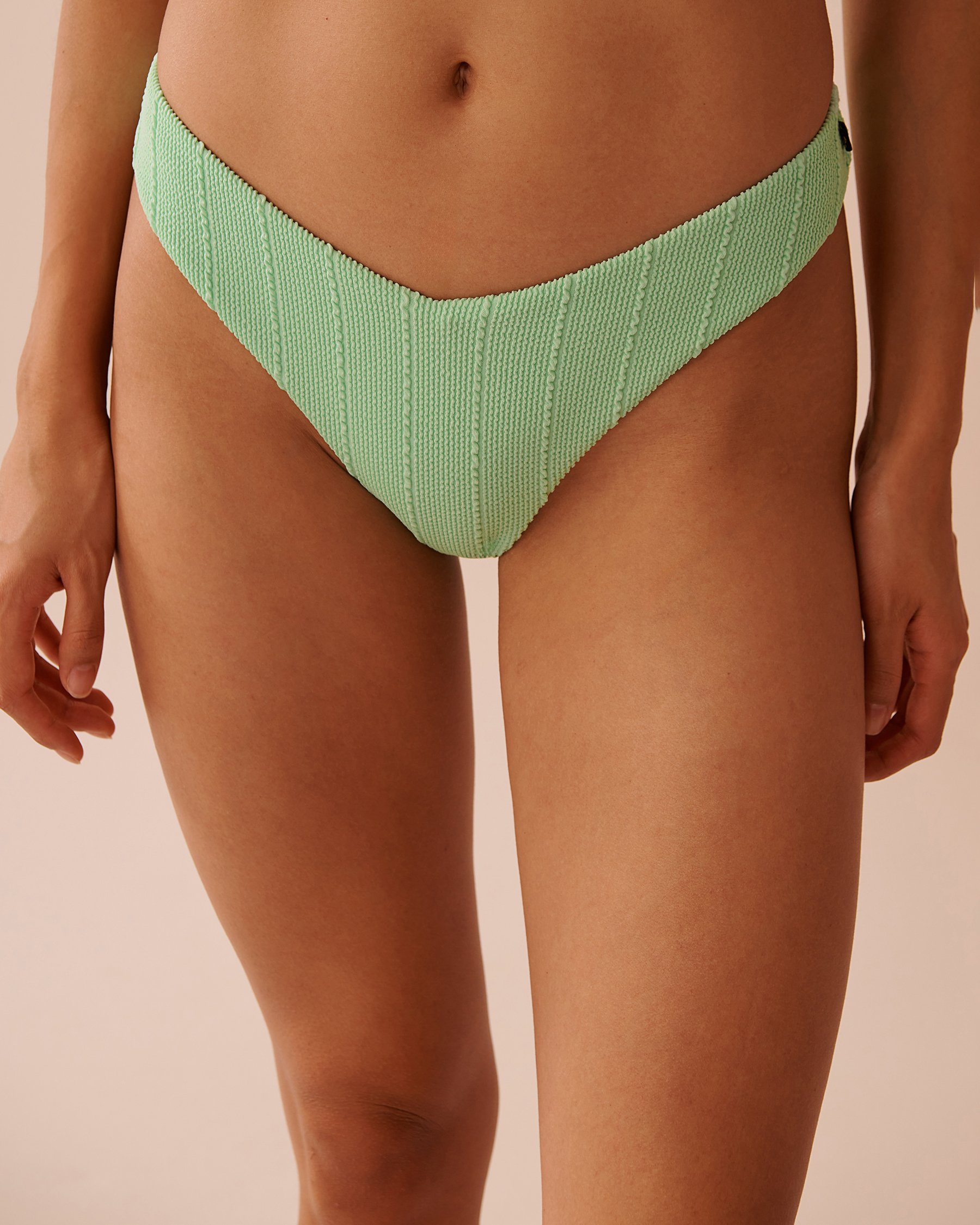 LA VIE EN ROSE AQUA CITRUS Textured Thong Bikini Bottom Pastel Lime 70300661 - View1