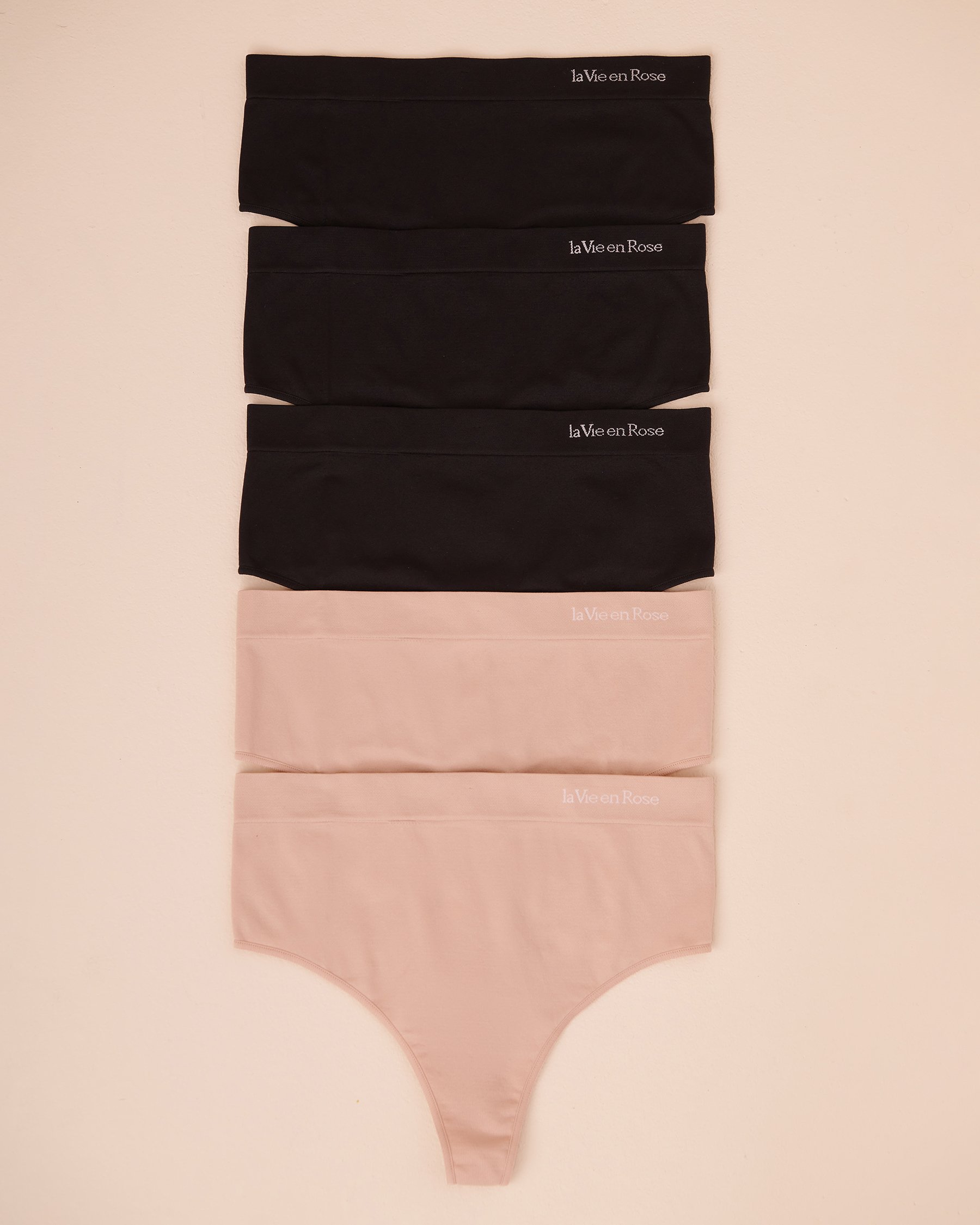 LA VIE EN ROSE 5-Pack Seamless Fabric High Waist Thong Panty Black/Shadow Grey 20200496 5PK - View1