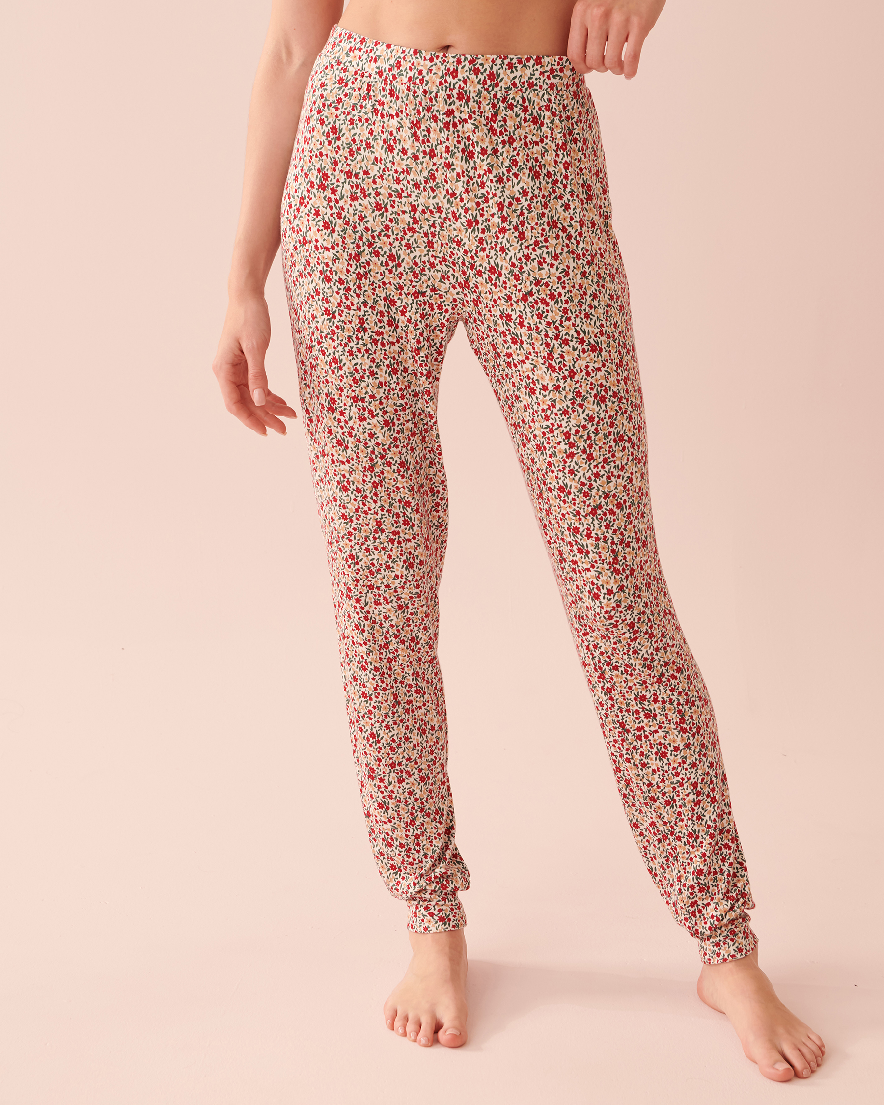 La Vie en Rose Plaid PJ Set. 4