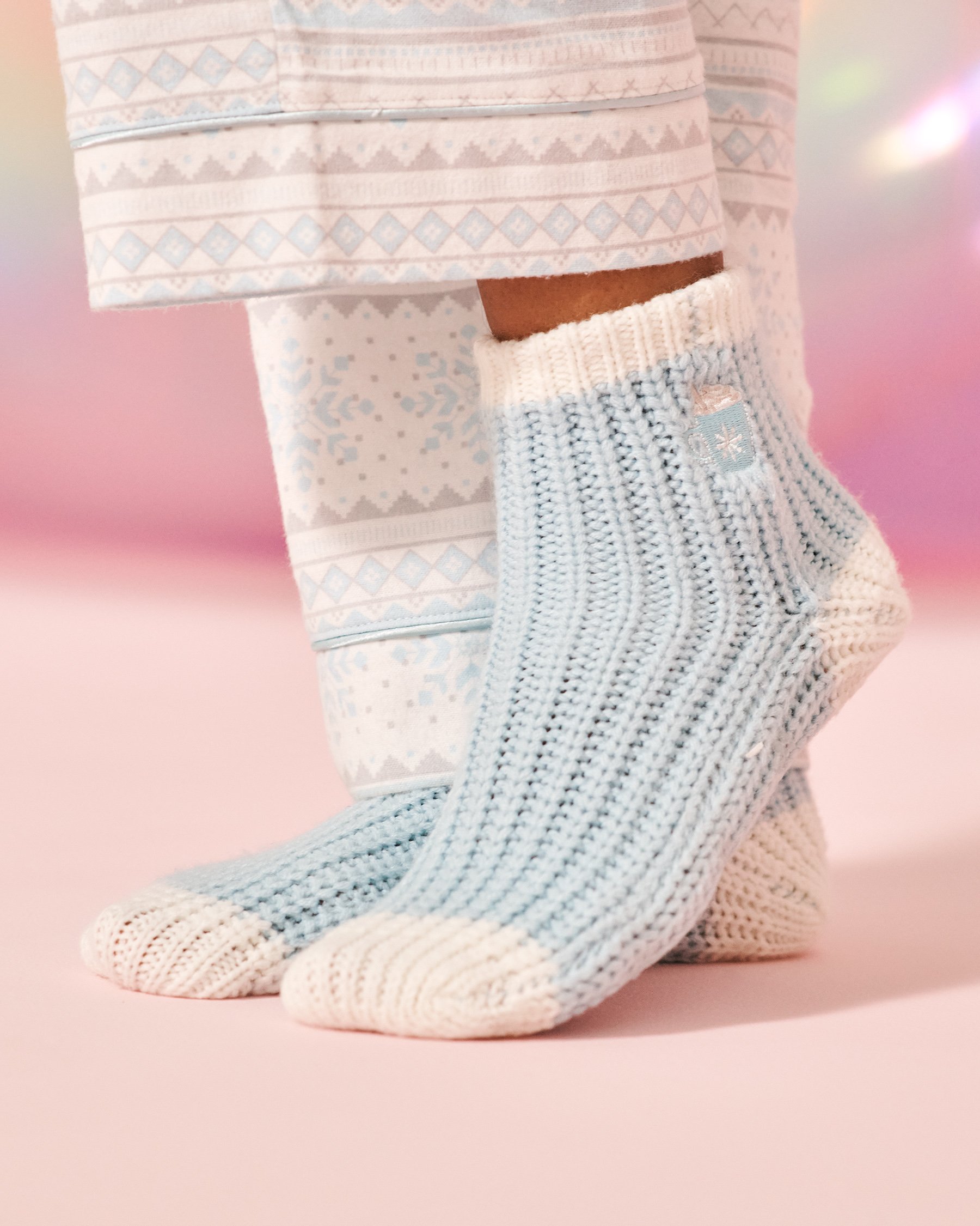 LA VIE EN ROSE Knitted Socks with Winter Embroidery Winter Blue 40700366 - View1