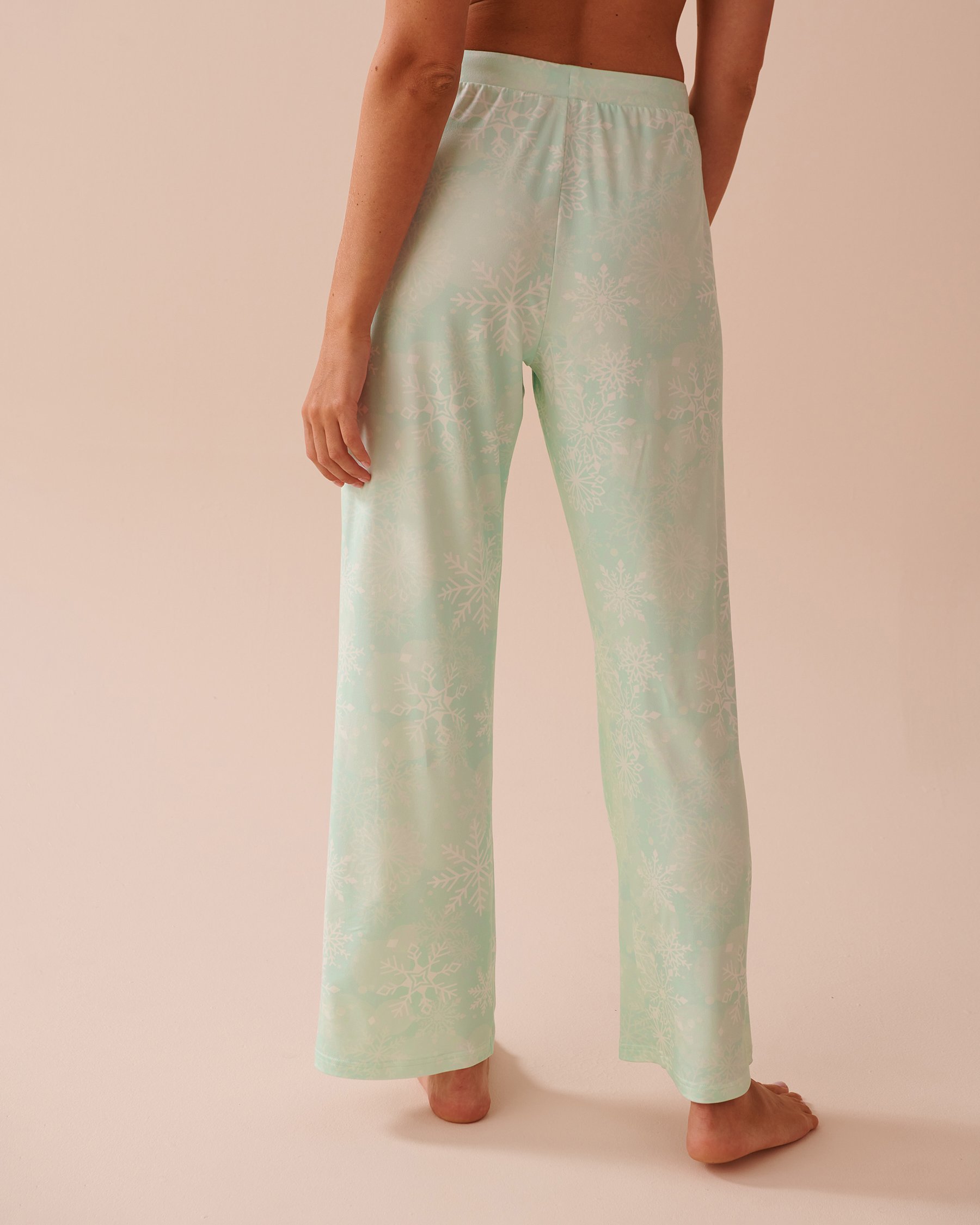 Snowflake Print Super Soft Pajama Pants